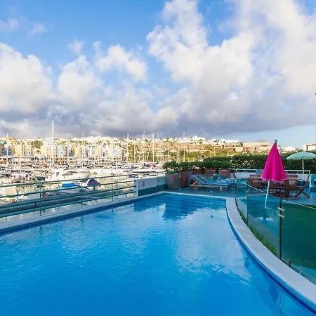 23 Marina De Vila *